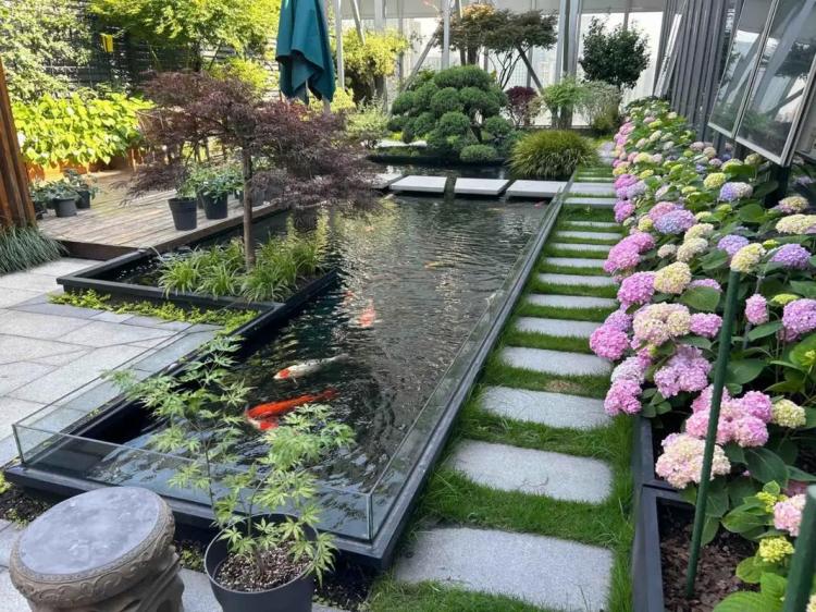 泰安酒店陽臺屋頂花園綠化設計